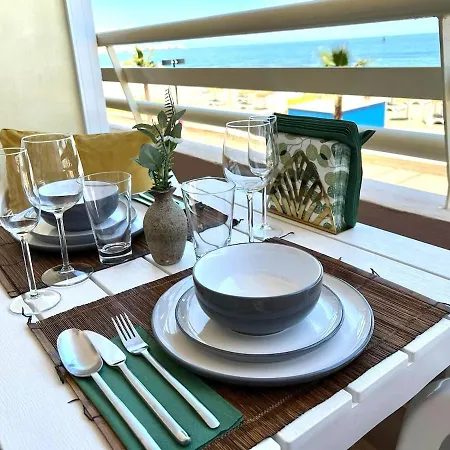 Estudio Turistico Bythesea * Фуенхірола