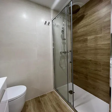 Estudio Turistico Bythesea * Фуенхірола