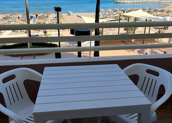 Estudio Turistico Bythesea フエンヒロラ